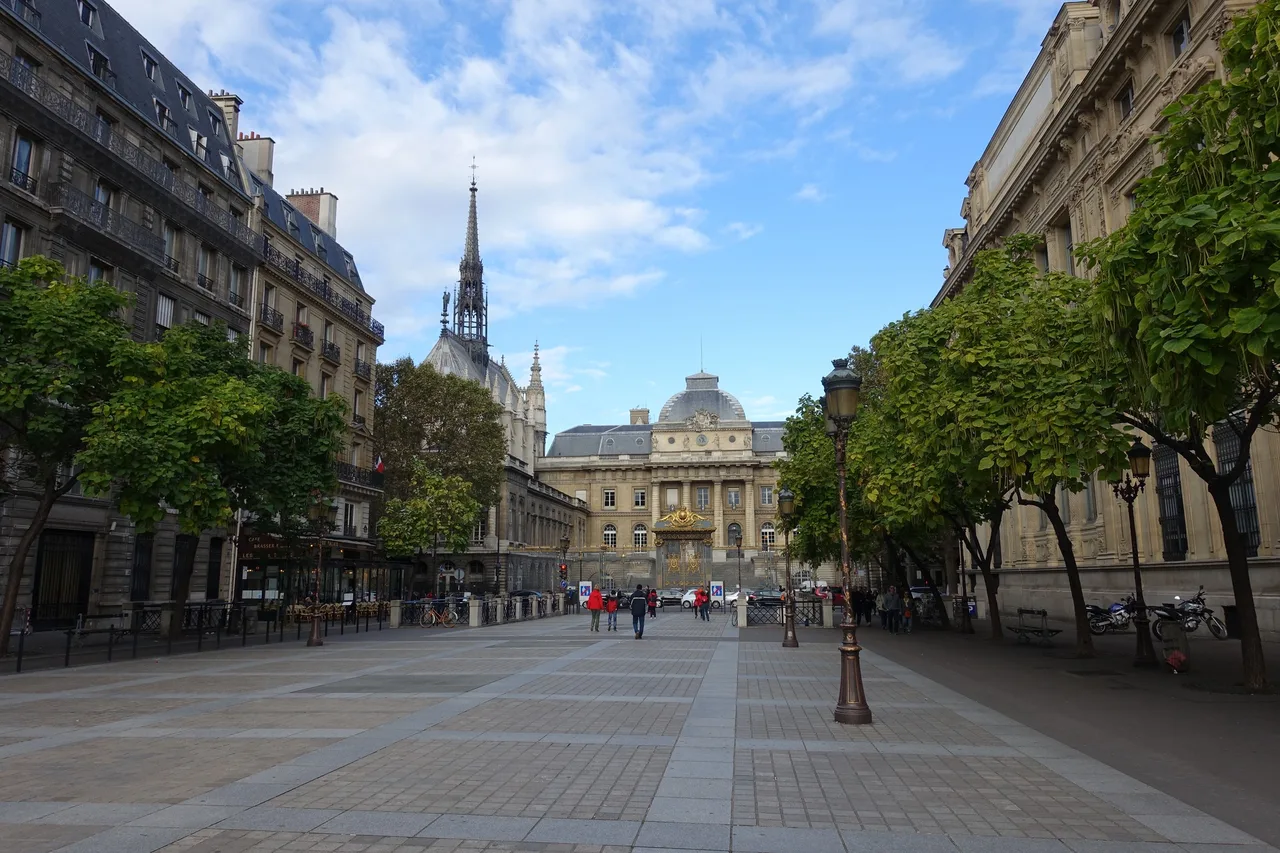 Place Louis Lépine